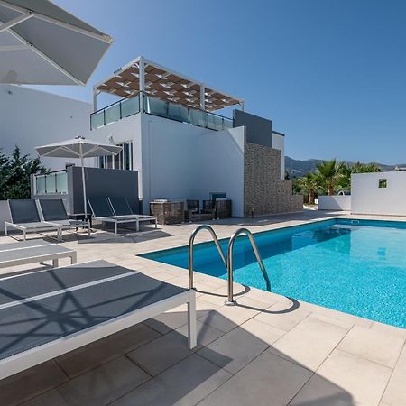 Asteria Pearl Villa 2 With Rooftop Jacuzzi Тигаки Экстерьер фото