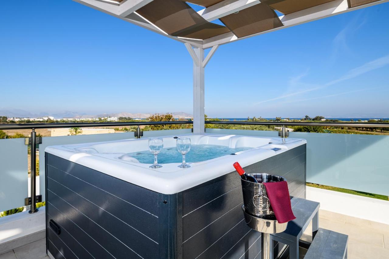 Asteria Pearl Villa 2 With Rooftop Jacuzzi Тигаки Экстерьер фото
