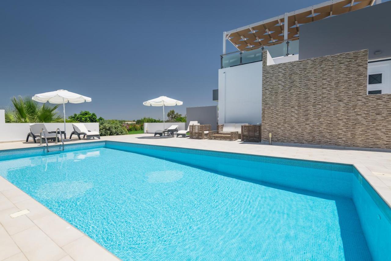 Asteria Pearl Villa 2 With Rooftop Jacuzzi Тигаки Экстерьер фото