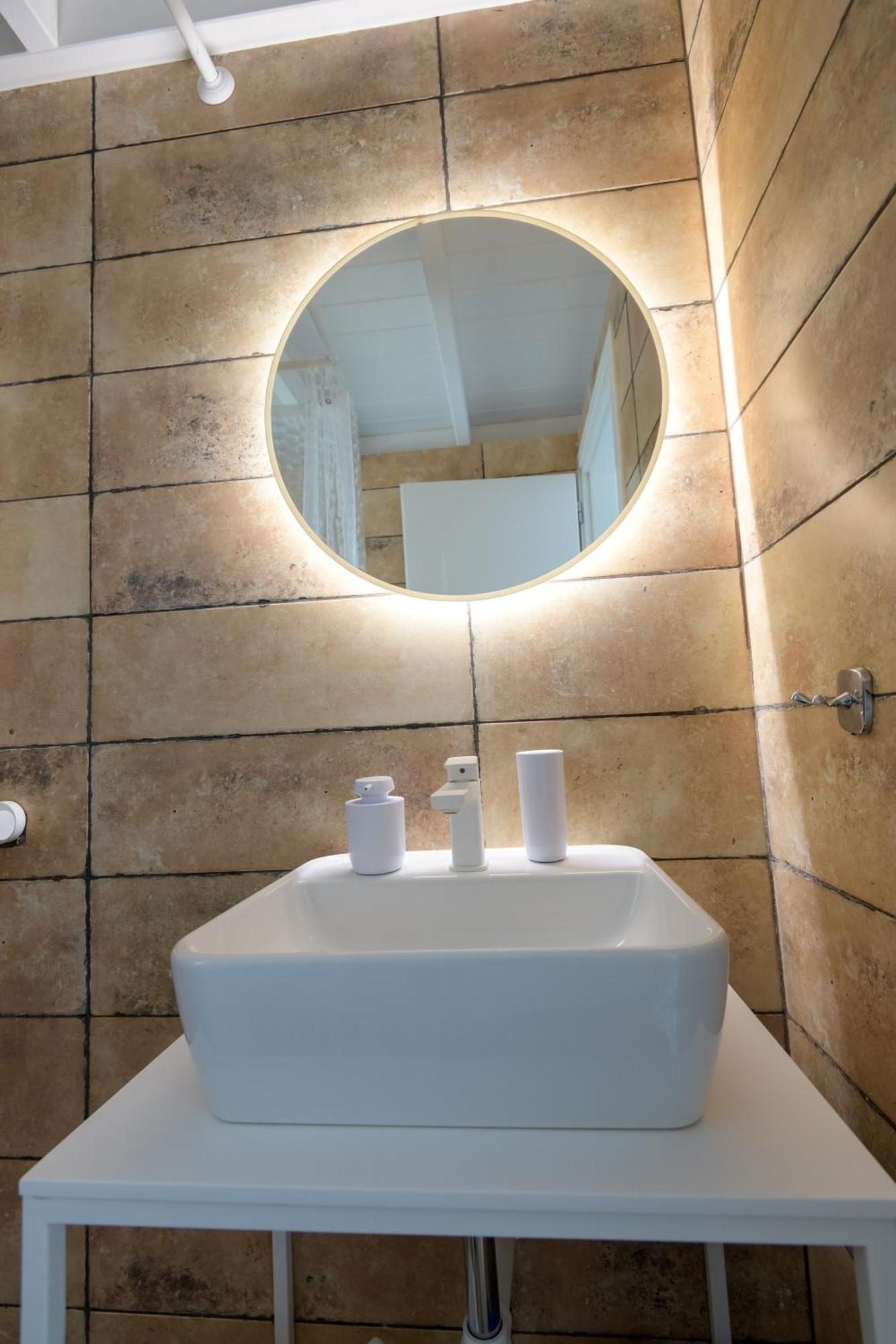 Asteria Pearl Villa 2 With Rooftop Jacuzzi Тигаки Экстерьер фото